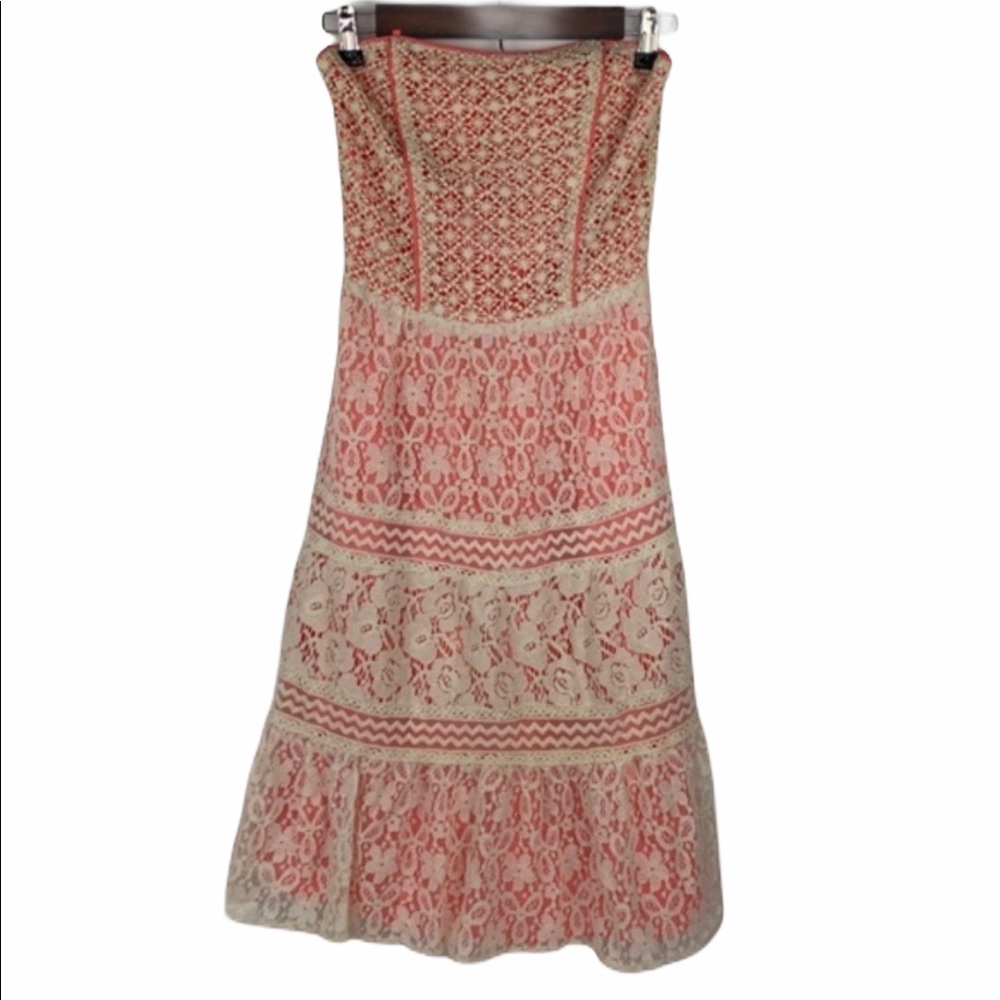 Chelsea and Violet Strapless Crochet Lace Dress XS